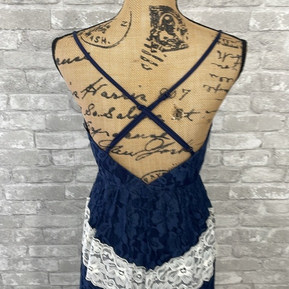 Nikibiki Floral Lace Overlay Maxi Dress - Picture 5 of 8